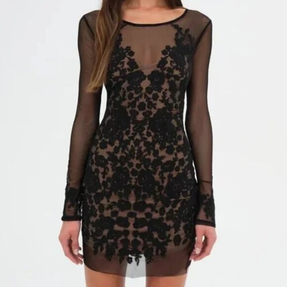 NEW FOR LOVE AND LEMONS LUAU BLACK EMBROIDERED MESH MINI DRESS SIZE XS - Picture 2 of 15